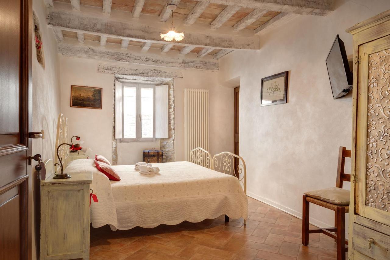 Agriturismo Biologico Castello Della Pieve Mercatello sul Metauro Buitenkant foto