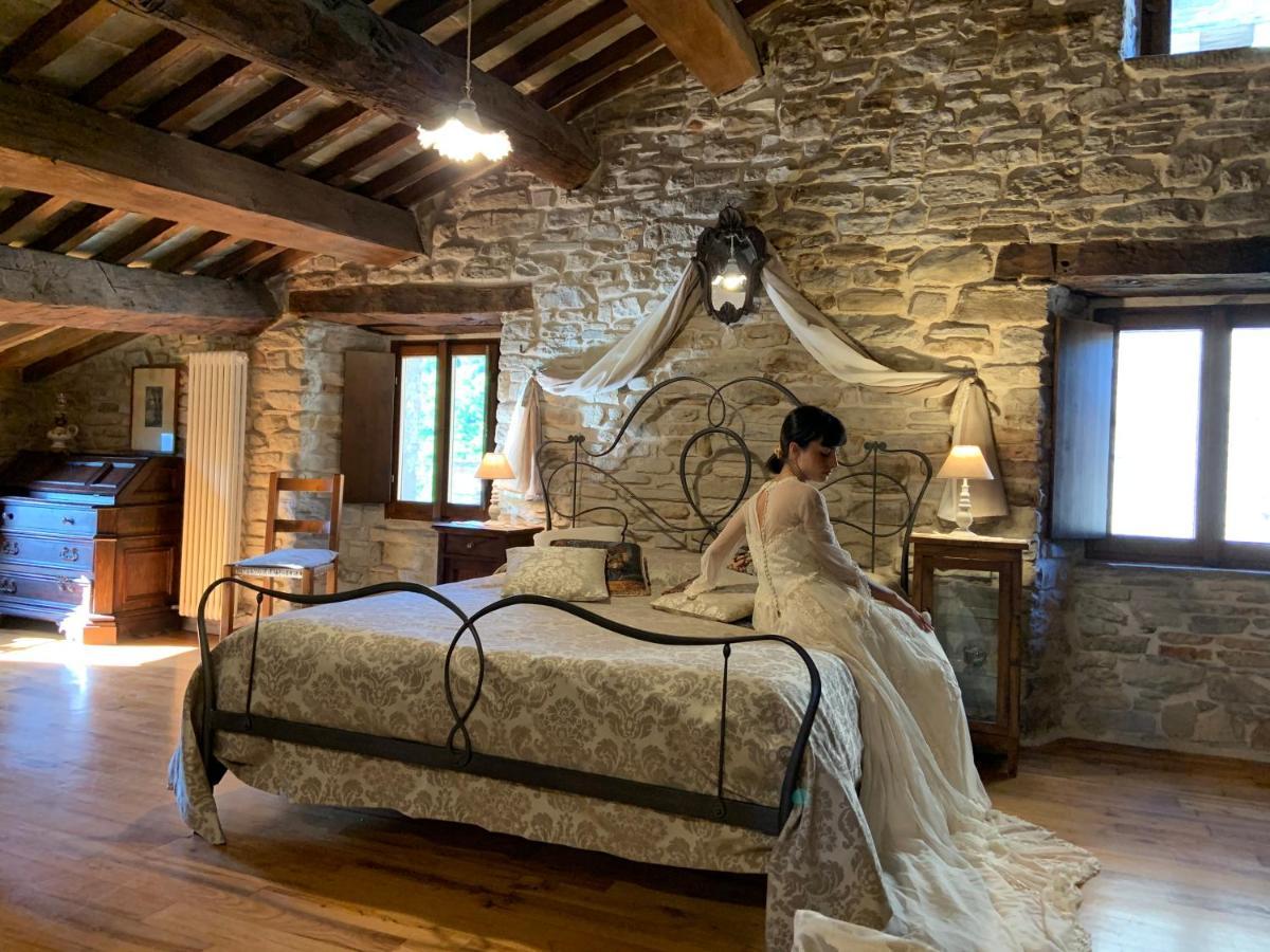 Agriturismo Biologico Castello Della Pieve Mercatello sul Metauro Buitenkant foto